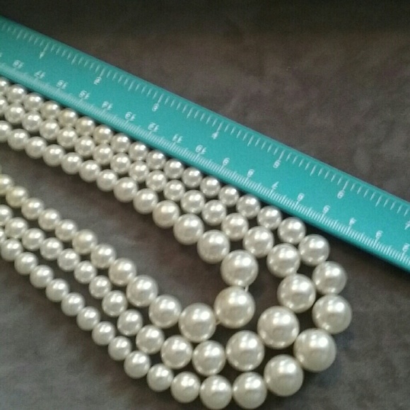 Necklace - Picture 3 of 3